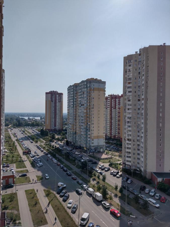 דירות קייב Осокорки Русовой 3 מראה חיצוני תמונה